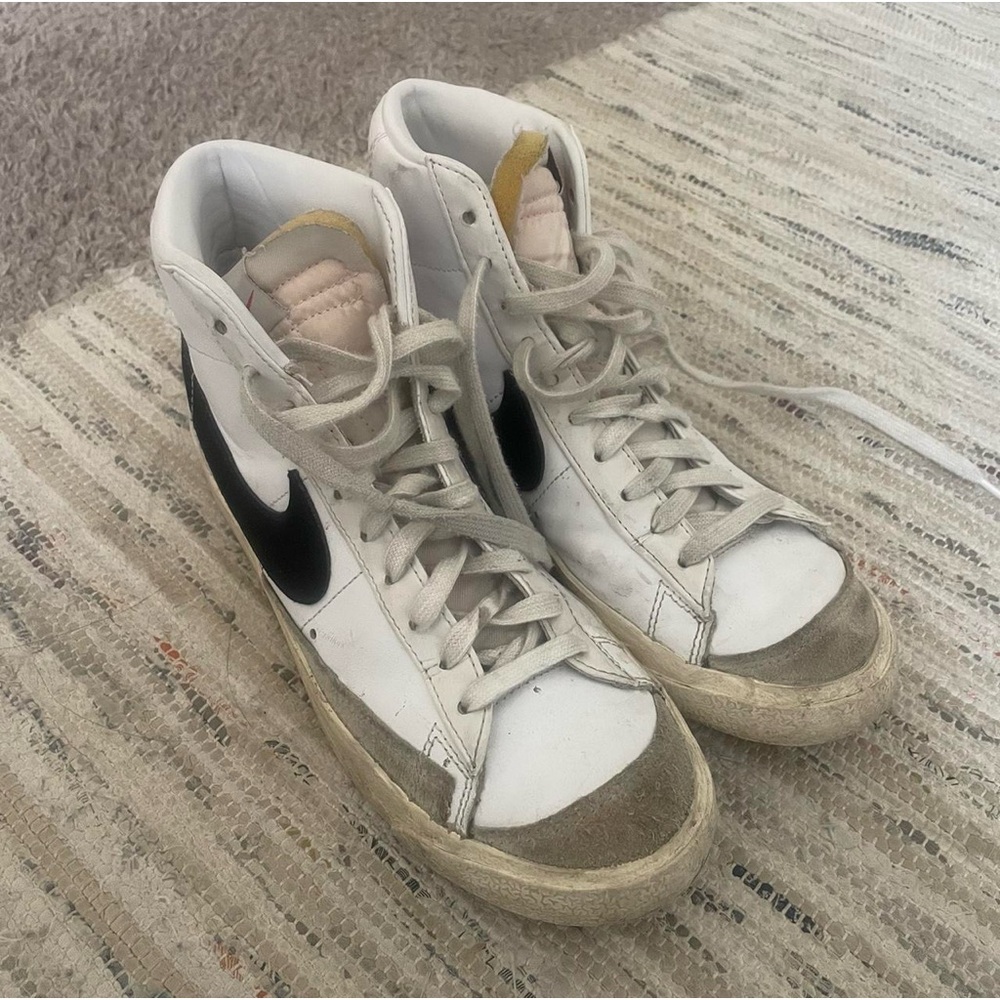 Nike blazers high top women’s size 8